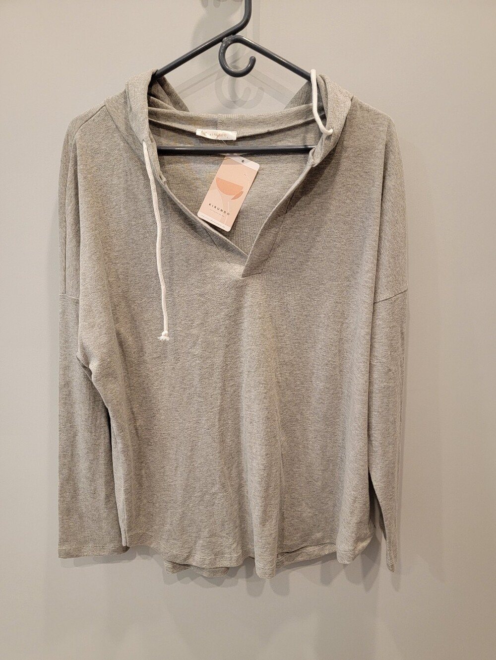 NWT Light Gray Hooded Pullover Sweatshirt Size XL
